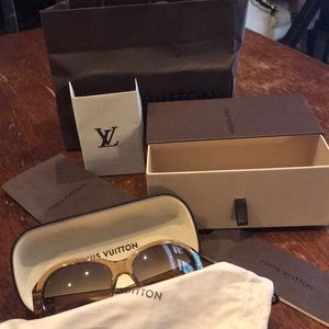 Gorgeous Louis Vuitton Soupçon Sunglasses